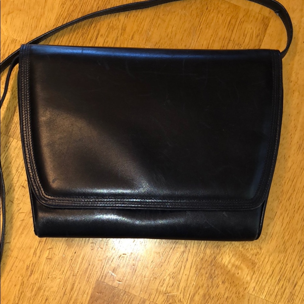 VINTAGE SALVATORE FERRAGAMO